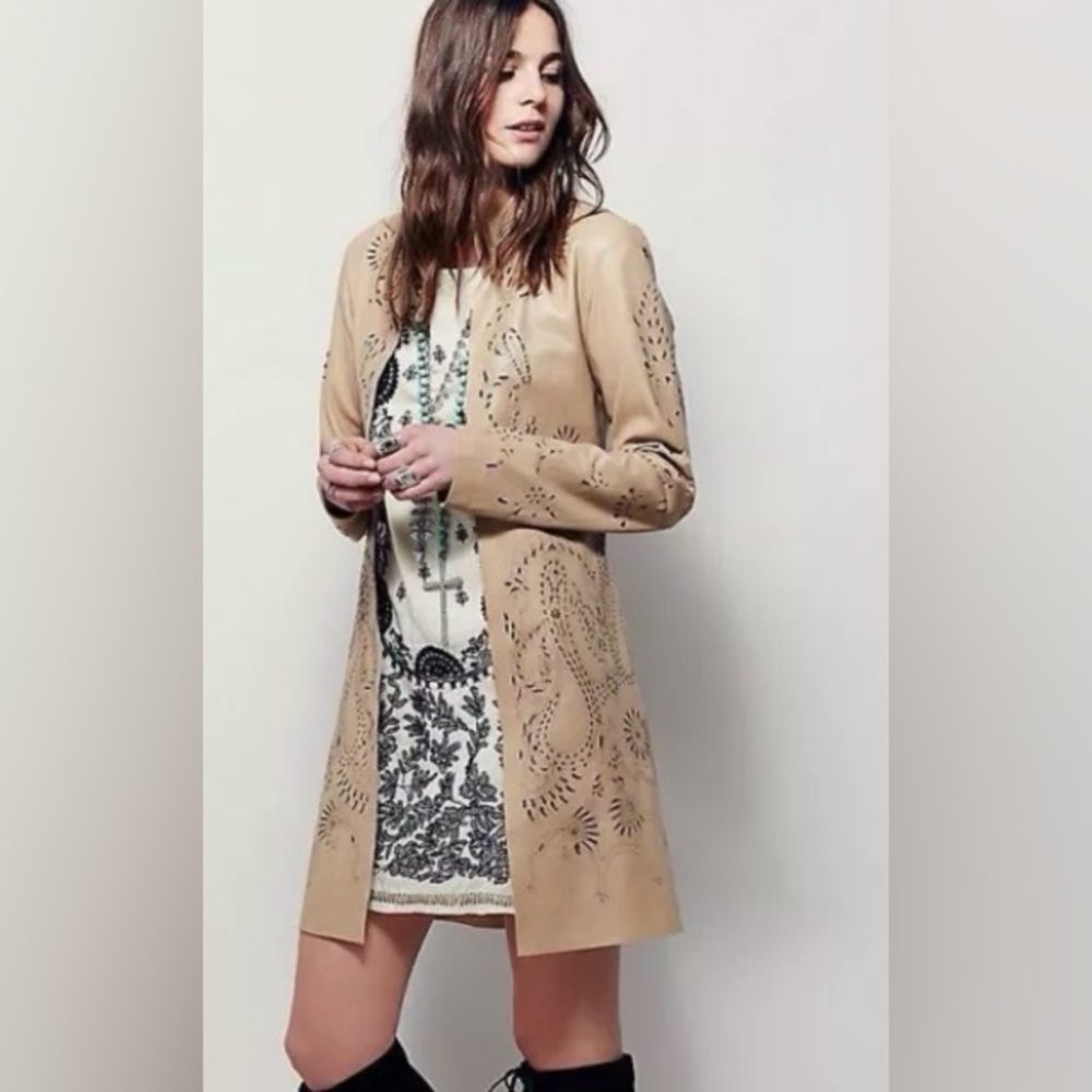 Guillaume Chic Beige Laser-Cut Zip Up Jacket Sz S